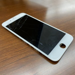 iPhone 7 ガラスパネル交換