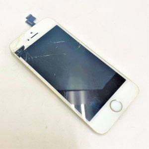 iPhone SE フロントパネル交換