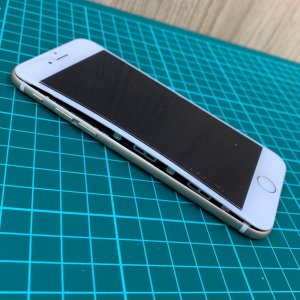 iPhone6　バッテリー交換