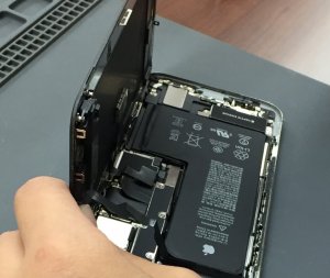 iPhoneXS バッテリー交換
