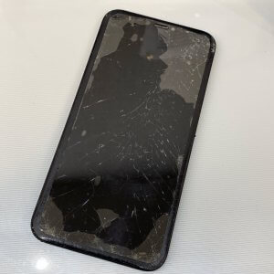 iPhoneXR パネル交換