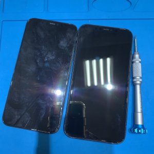 iPhone11 ガラスパネル交換修理