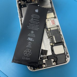 iphoneSE 第一世代 バッテリー交換