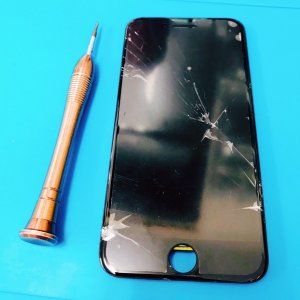 iPhoneSE第二世代 液晶交換修理