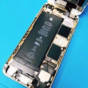 iPhone6S バッテリー交換