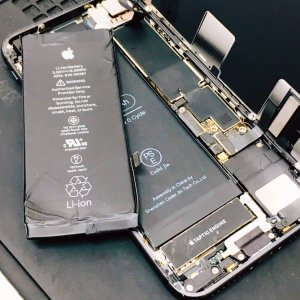 iPhone8 バッテリー交換