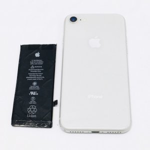 iPhone8 バッテリー交換