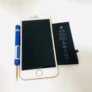 iPhone8 バッテリー交換修理
