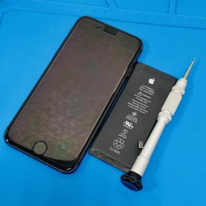 iPhone8　バッテリー交換修理