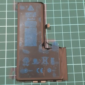 iPhone XS バッテリー交換