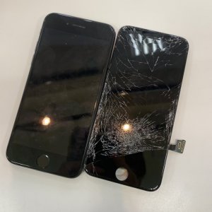 iPhone7 ガラスパネル交換修理