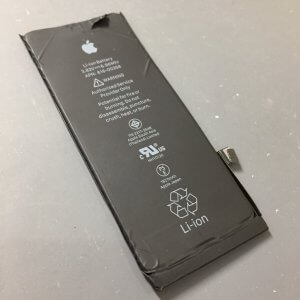 iPhone8 バッテリー交換