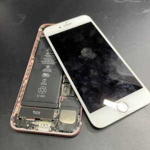 iPhone7 液晶交換