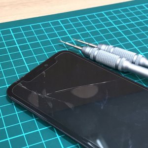 iPhone11 パネル交換