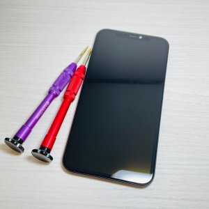 iPhone11 パネル交換