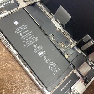 iPhoneSE2 バッテリー 交換修理