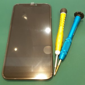 iPhone11 ガラスパネル交換