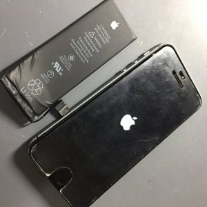 iPhoneSE バッテリー交換