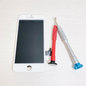 iPhone8パネル交換