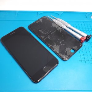 iPhone7 パネル交換修理