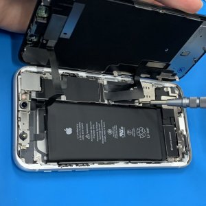 iPhoneXR 液晶交換修理