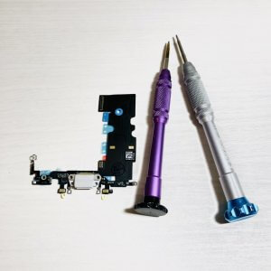 iPhone8ライトニングドッグコネクタ交換