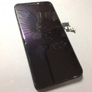 iPhoneXS 液晶交換