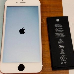 iPhone6S バッテリー交換