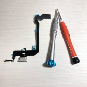 iPhoneXS(アイフォンXS) ライトニング交換