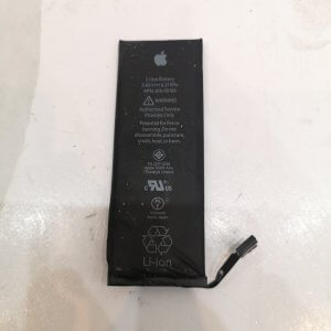 iPhone SE バッテリー交換