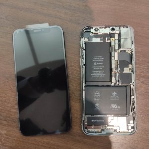 iPhone11 液晶交換