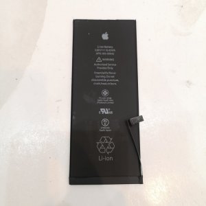 iPhone8バッテリー