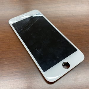 iPhone 7 ガラスパネル交換