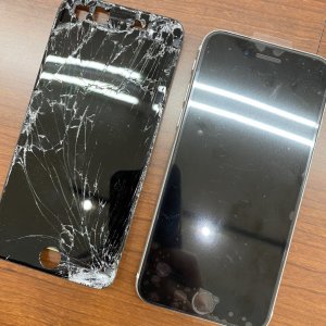 iPhone SE2 液晶交換