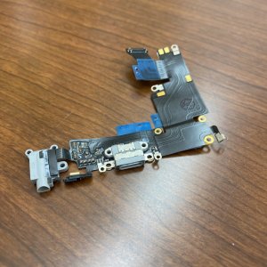 iPhone6Plus ライトニング交換