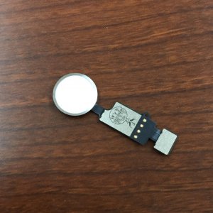iPhone8 Plus ホームボタン修理
