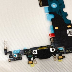 iPhone8 ライトニング交換
