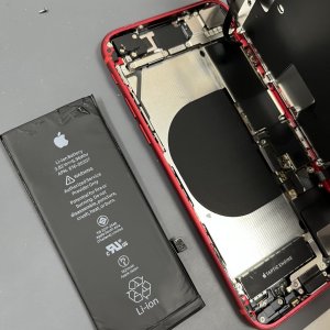 iPhone 8 バッテリー交換