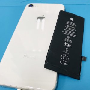 iPhone8 バッテリー交換