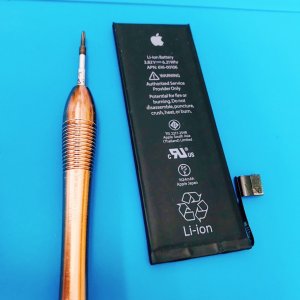 iPhone5-SE バッテリー交換