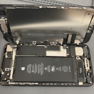 iPhone7 バッテリー交換