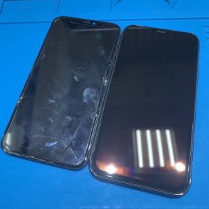 iPhone11ガラスパネル交換修理