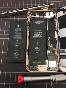 iPhone8　バッテリー