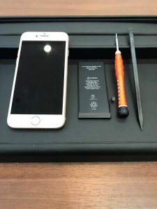 iPhone8 バッテリー