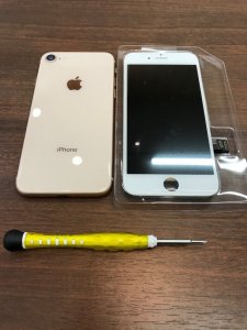 iPhone8 パネル交換