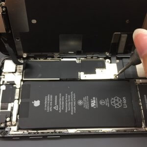 iPhone 8 バッテリー交換