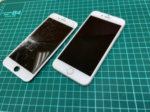 iPhone７ガラス交換