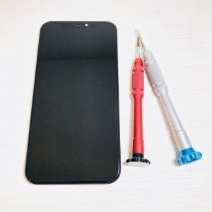 iPhone11 フロントパネル交換