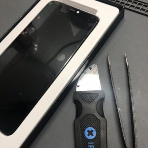 iPhone11ProMax パネル交換