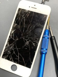 iPhone5S 液晶交換